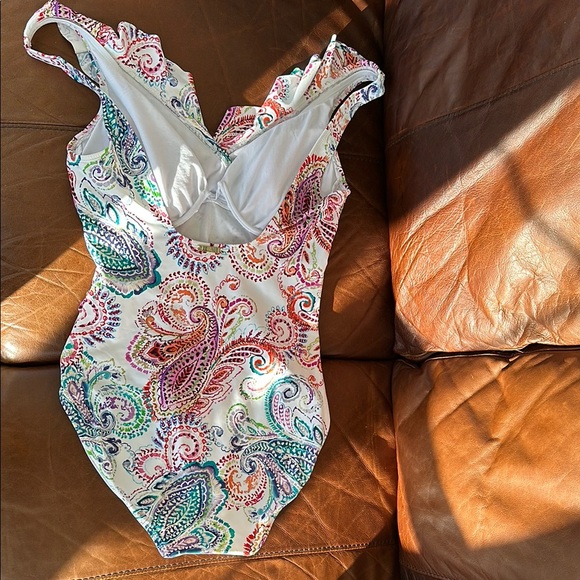 Lauren Ralph Lauren White Captiva Paisley Swimsuit - Never Worn - Picture 3 of 4